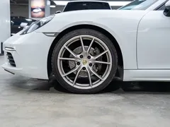 2022 Porsche 718 Boxster 2.0T, белый — фото 8