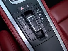 2022 Porsche 718 Boxster 2.0T, белый — фото 14