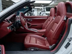 2022 Porsche 718 Boxster 2.0T, белый — фото 21