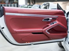 2022 Porsche 718 Boxster 2.0T, белый — фото 23