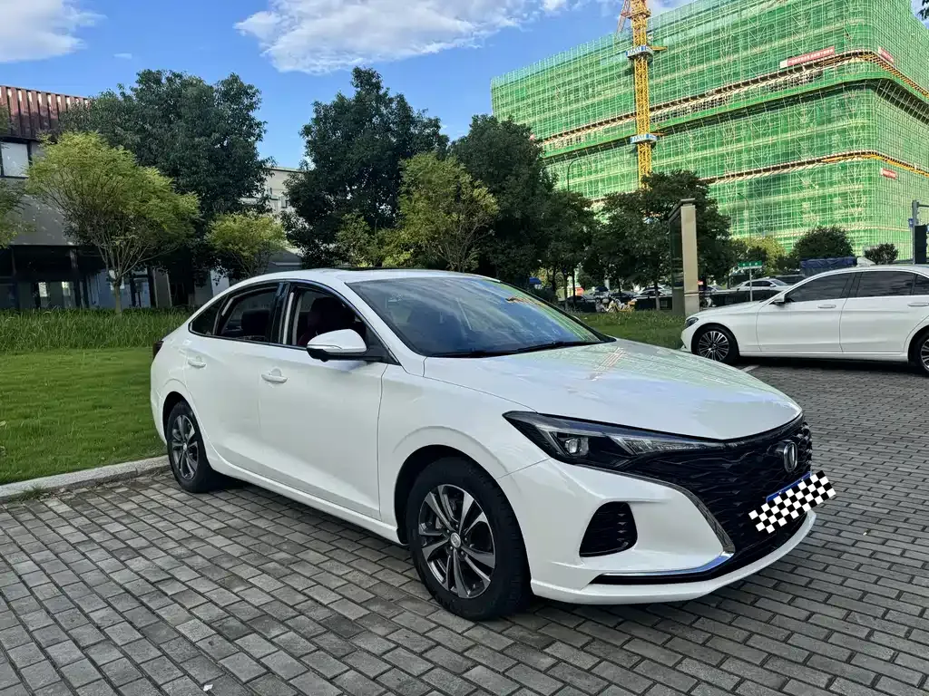 2022 Changan Eado PLUS 1.4T GDI DCT Premium