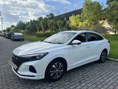 2022 Changan Eado PLUS 1.4T GDI DCT Premium, белый — фото 3