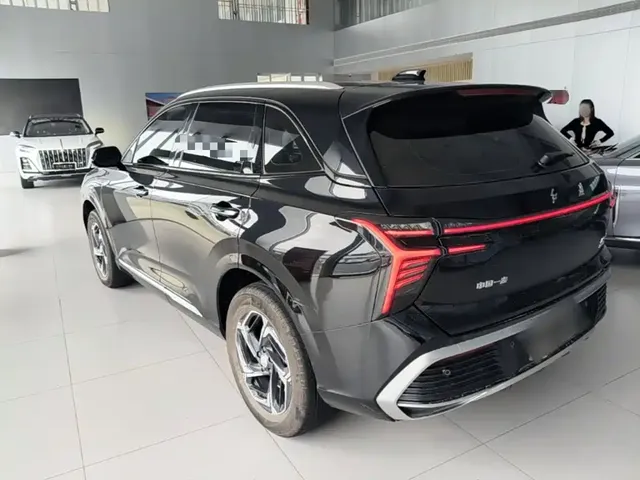 2024 Hongqi HS3 1.5T
