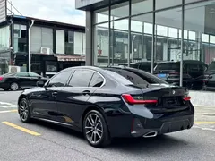 2023 BMW 3 Series 320Li M Sport Package, чёрный — фото 9