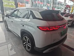 2024 BYD Song L PHEV 112km, белый — фото 23
