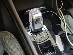 2023 Volvo XC40 Luxury, белый — фото 14