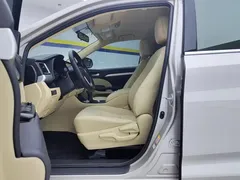 2021 Toyota Highlander 2.0T 2WD Elite 7 — фото 9
