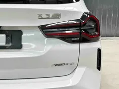 2023 BMW X3 Leading M Night Package, белый — фото 11