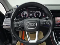 2021 Audi Q7 45 TFSI quattro S line, чёрный — фото 9