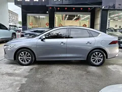 2024 BYD Qin PLUS DM-i 55KM — фото 3