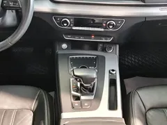 2020 Audi Q5L 40 TFSI, чёрный — фото 12