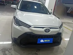 2022 Toyota Frontlander 2.0L CVT Advanced, белый — фото 2