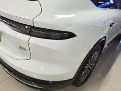 2025 Nio EC6 75kWh, белый — фото 8