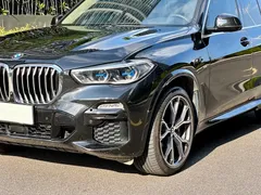 2021 BMW X5 xDrive40i M, чёрный — фото 3
