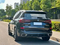 2021 BMW X5 xDrive40i M, чёрный — фото 14