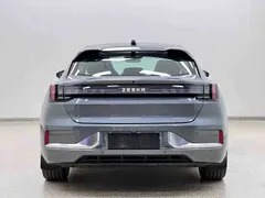 2022 Zeekr 001 Long Range Single Motor WE — фото 6