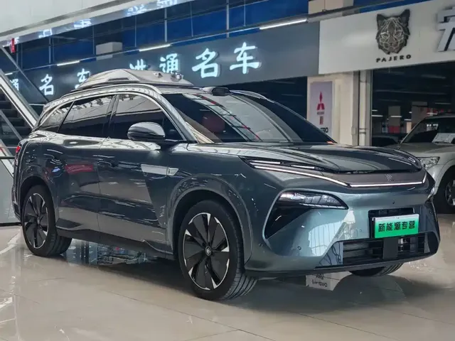 2025 BYD Tang L DM 175KM