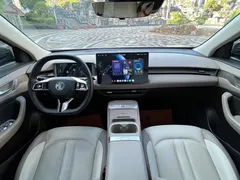 2025 MG ES5 525max RWD Smart Driving — фото 13