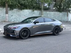 2023 Changan UNI-V 1.5T Sport — фото 1