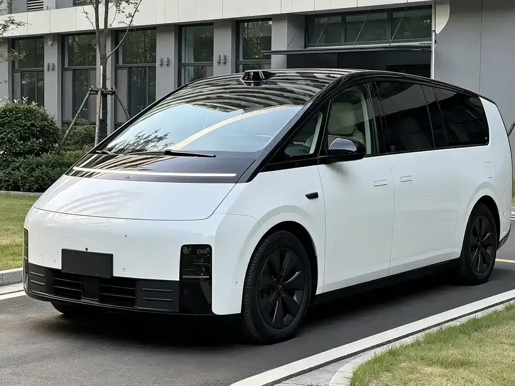 2025 Li Auto MEGA Home