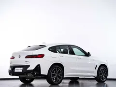 2022 BMW X4 25i M, белый — фото 6