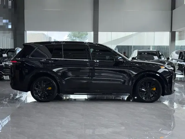 2023 Li Auto L8 Air