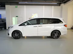 2022 Honda Odyssey 2.0L e:HEV, белый — фото 7