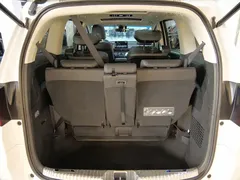 2022 Honda Odyssey 2.0L e:HEV, белый — фото 19