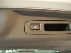 2022 Honda Odyssey 2.0L e:HEV, белый — фото 20
