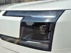 2025 Zeekr 9X Hyper 70kWh, белый — фото 20
