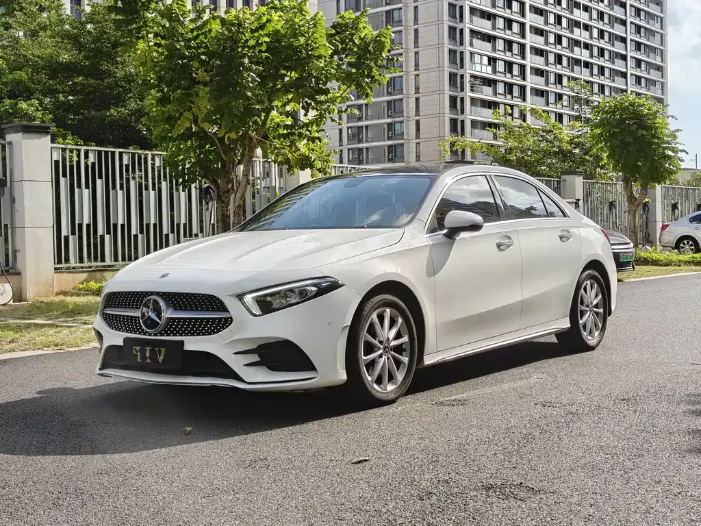 2022 Mercedes-Benz A-Class A 200 L