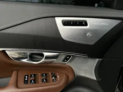 2021 Volvo XC90 7 Seats, чёрный — фото 8