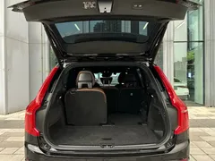 2021 Volvo XC90 7 Seats, чёрный — фото 16