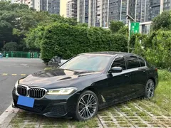 2023 BMW 5 Series 530Li Leading M Sport Package, чёрный — фото 1