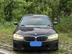 2023 BMW 5 Series 530Li Leading M Sport Package, чёрный — фото 2
