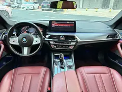 2023 BMW 5 Series 530Li Leading M Sport Package, чёрный — фото 5