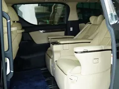 2021 Toyota Vellfire Hybrid 2.5L HV Premium, чёрный — фото 13