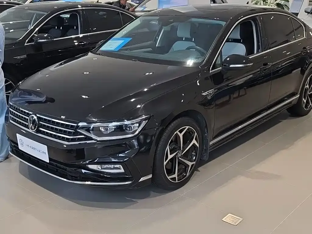 2023 Volkswagen Magotan 330TSI DCT Luxury