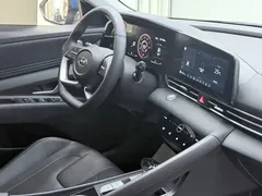 2022 Hyundai Elantra 1.5L CVT LUX Premium, синий — фото 9