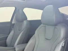 2022 Hyundai Elantra 1.5L CVT LUX Premium, синий — фото 16