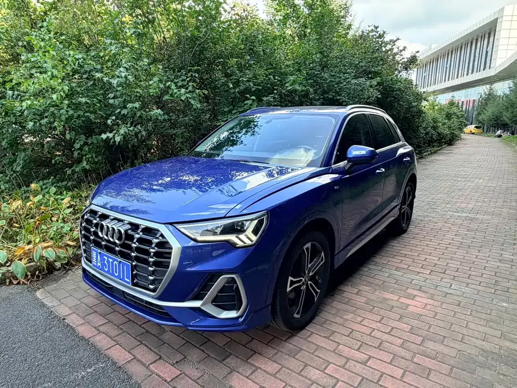 2022 Audi Q3 35 TFSI