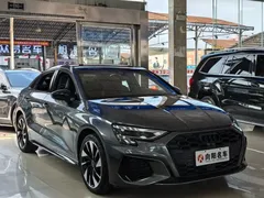 2022 Audi A3L Limousine 35 TFSI — фото 3