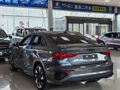 2022 Audi A3L Limousine 35 TFSI — фото 5