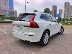 2021 Volvo XC60 4WD Luxury, белый — фото 4