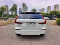 2021 Volvo XC60 4WD Luxury, белый — фото 5