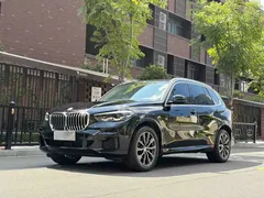 2021 BMW X5 M, чёрный — фото 1