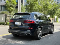 2021 BMW X5 M, чёрный — фото 17