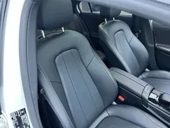 2022 Mercedes-Benz A-Class A 180 L, белый — фото 16