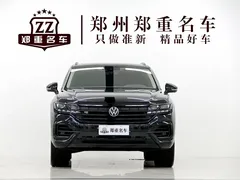 2022 Volkswagen Touareg 3.0TSI Black Sport Package, чёрный — фото 2