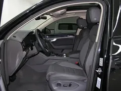 2022 Volkswagen Touareg 3.0TSI Black Sport Package, чёрный — фото 6